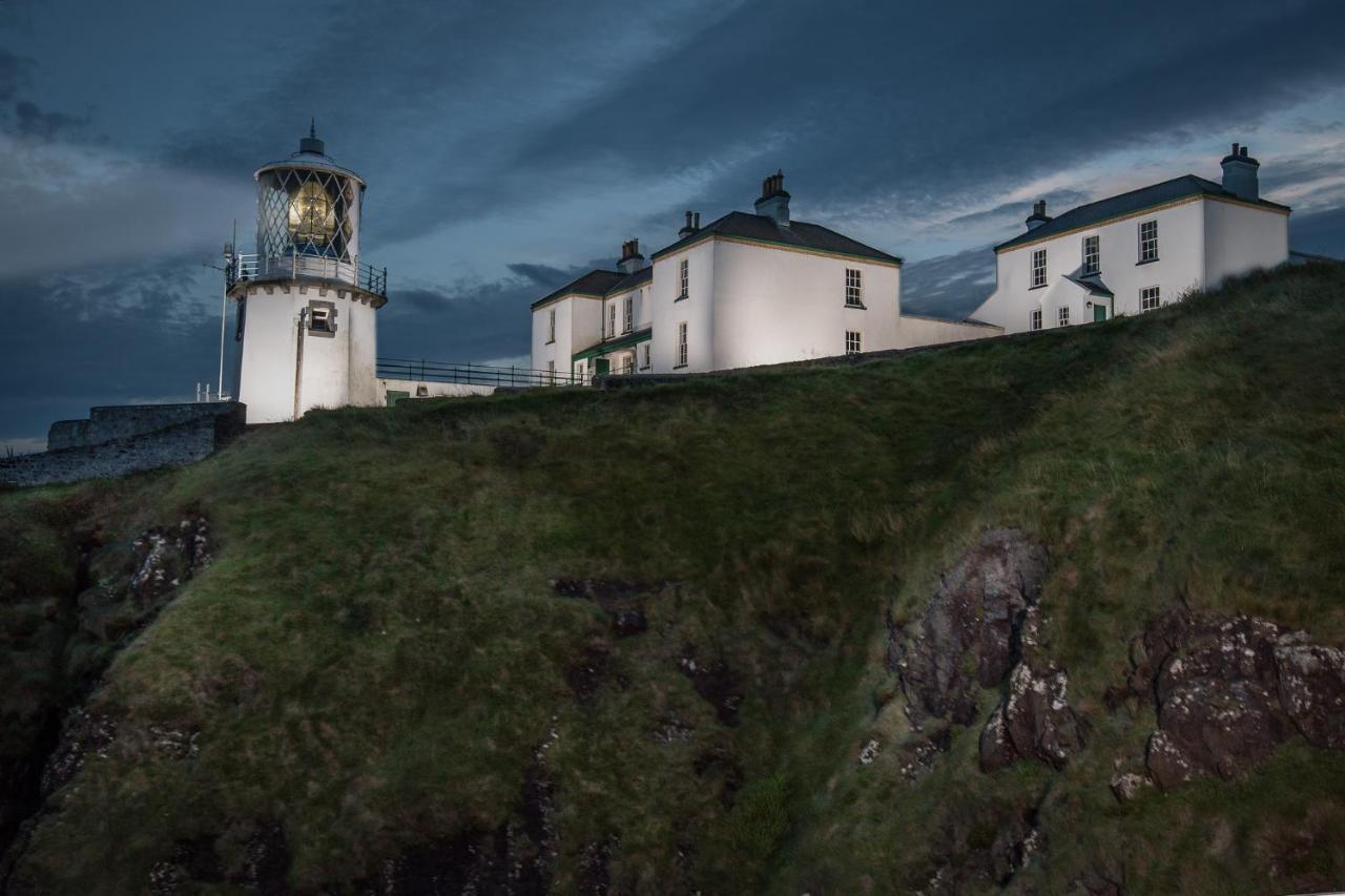 Blackhead Lighkeeper'S Houses, Antrim Whitehead Exterior photo